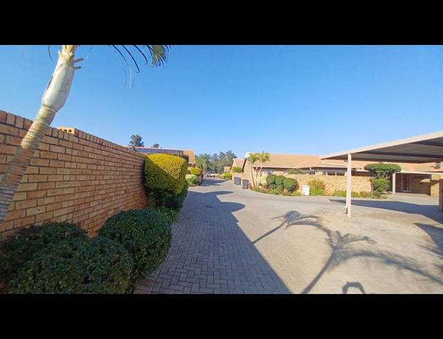 3 BEDROOM TOWNHOUSE FOR SALE IN ANNLIN